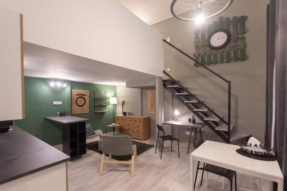 Central Stay Gozsdu Budapest Exterior foto